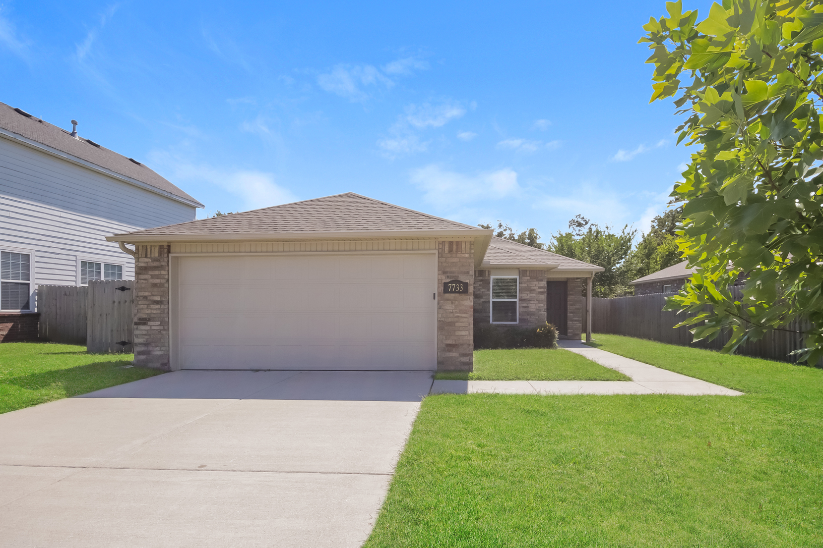 7733 Bridgegate Avenue, Springdale, AR 72762