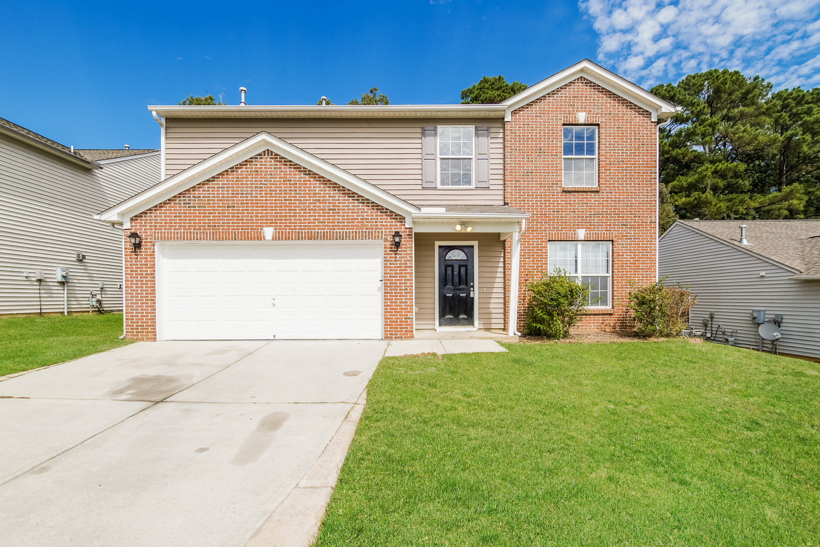 288 N Honey Springs Ave, Fuquay Varina, NC 27526